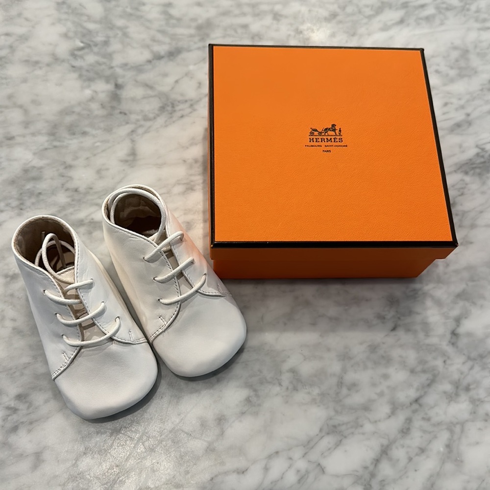 NIB Hermes baby booties